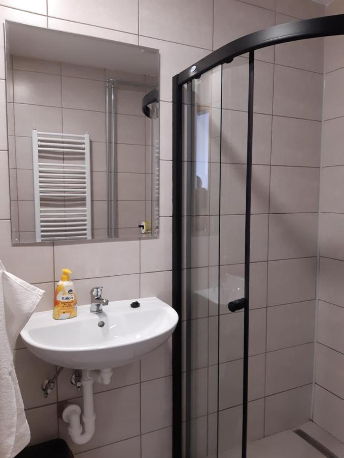 Turistická ubytovňa Spišské Tomášovce Exterior foto