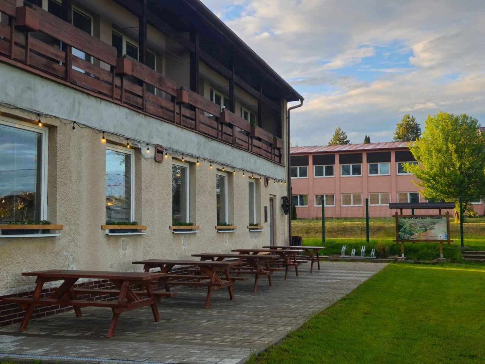 Turistická ubytovňa Spišské Tomášovce Exterior foto