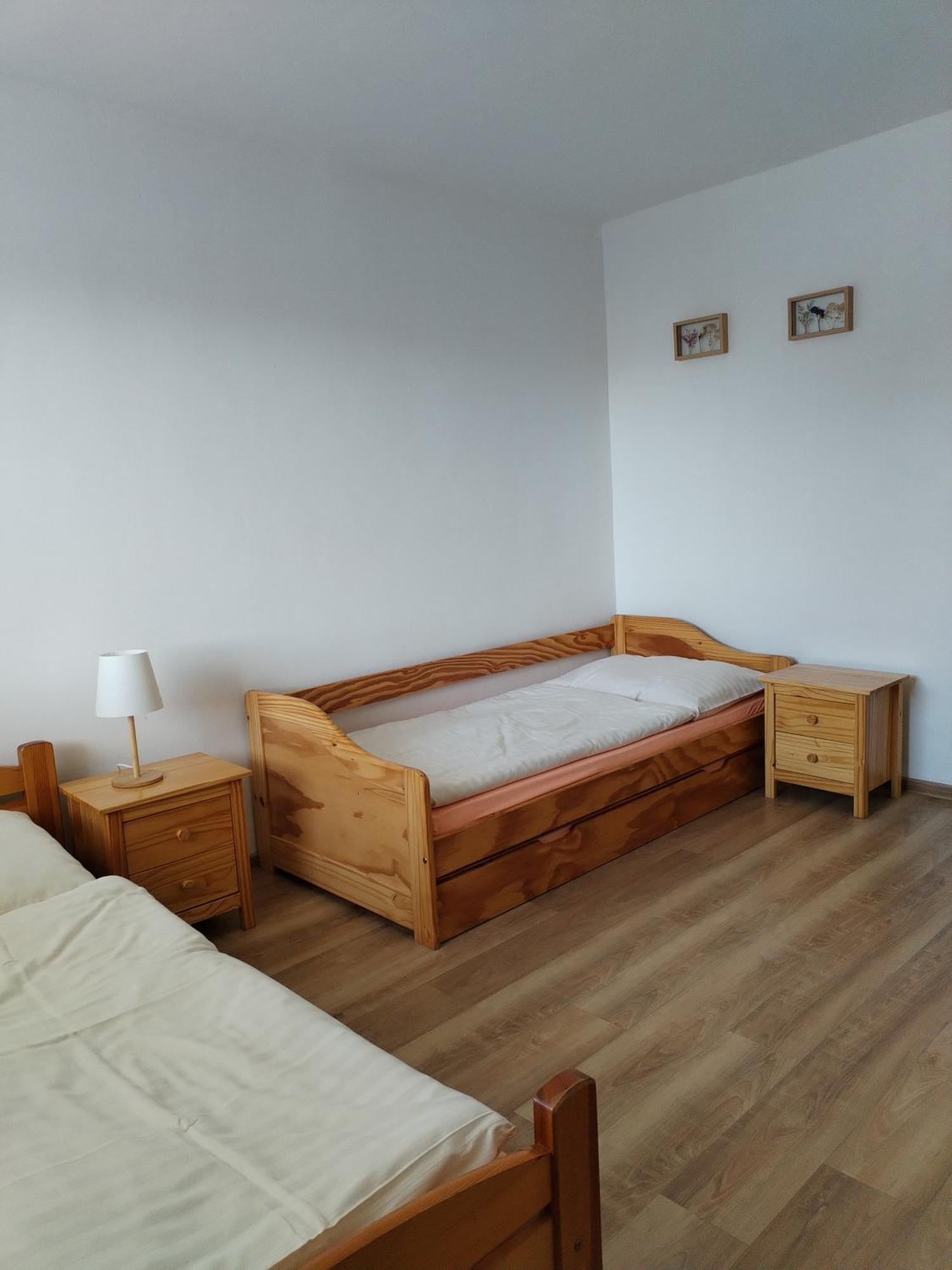 Turistická ubytovňa Spišské Tomášovce Exterior foto